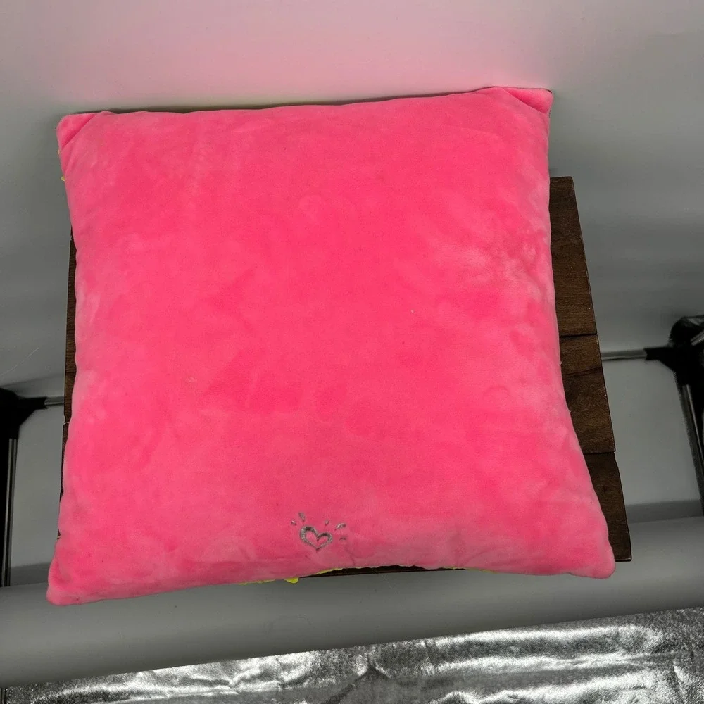 Justice Kids Reversible Sequin Emoji Heart Eyes Throw Pillow Pink Yellow Silver‎